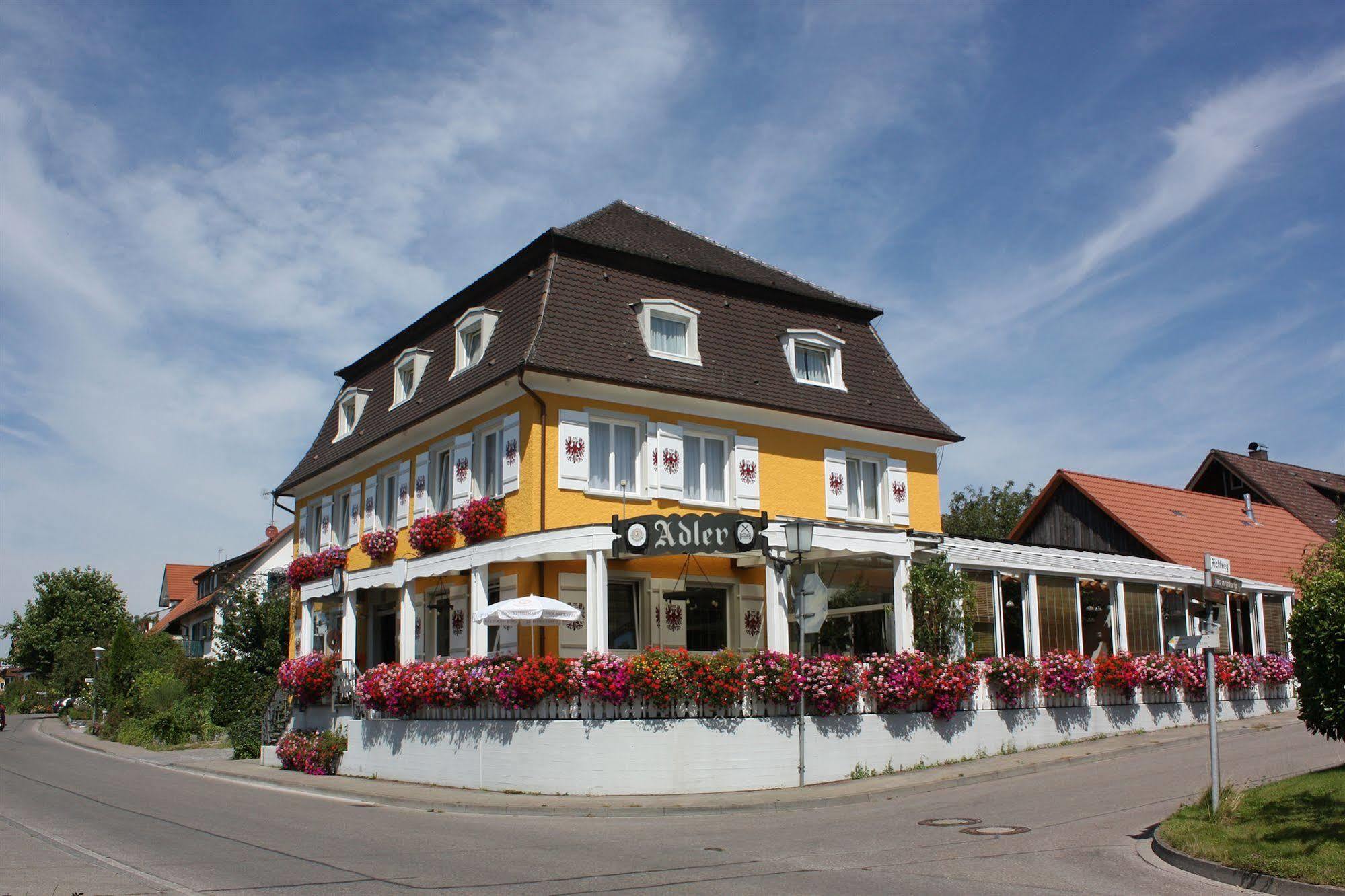 Adler Hotel & Gasthaus Nonnenhorn Bagian luar foto